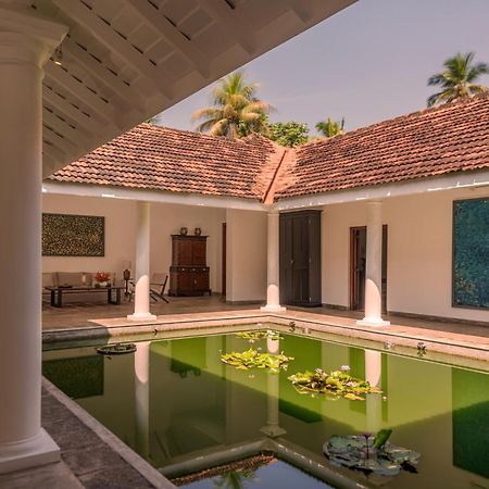 Taru Villas Riva - Negombo Exterior foto